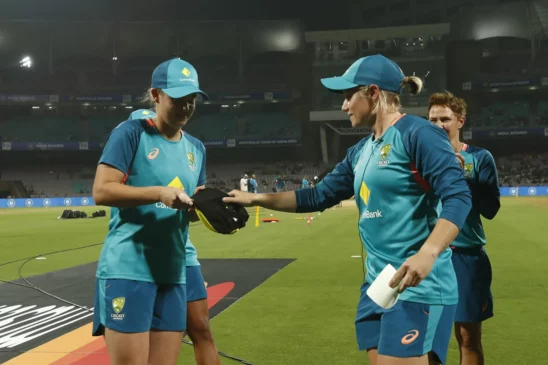 Phoebe Litchfield's Australian cap presented by Alyssa Healy