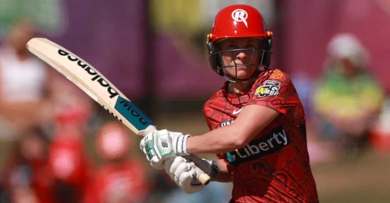 WBBL 2024: Sophie Molineux powers Melbourne Renegades to a thumping win over Sydney Thunder