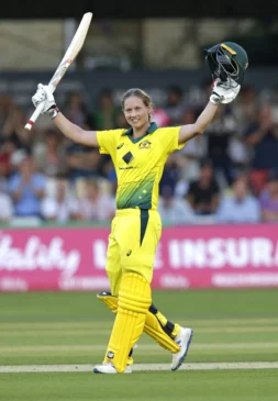 Meg Lanning ton against England